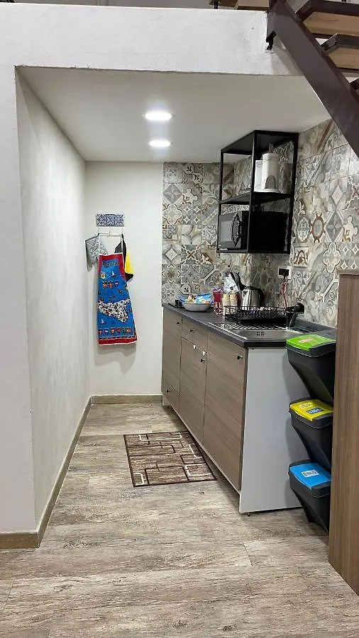 Tapia'S Rooms One Catania Italy